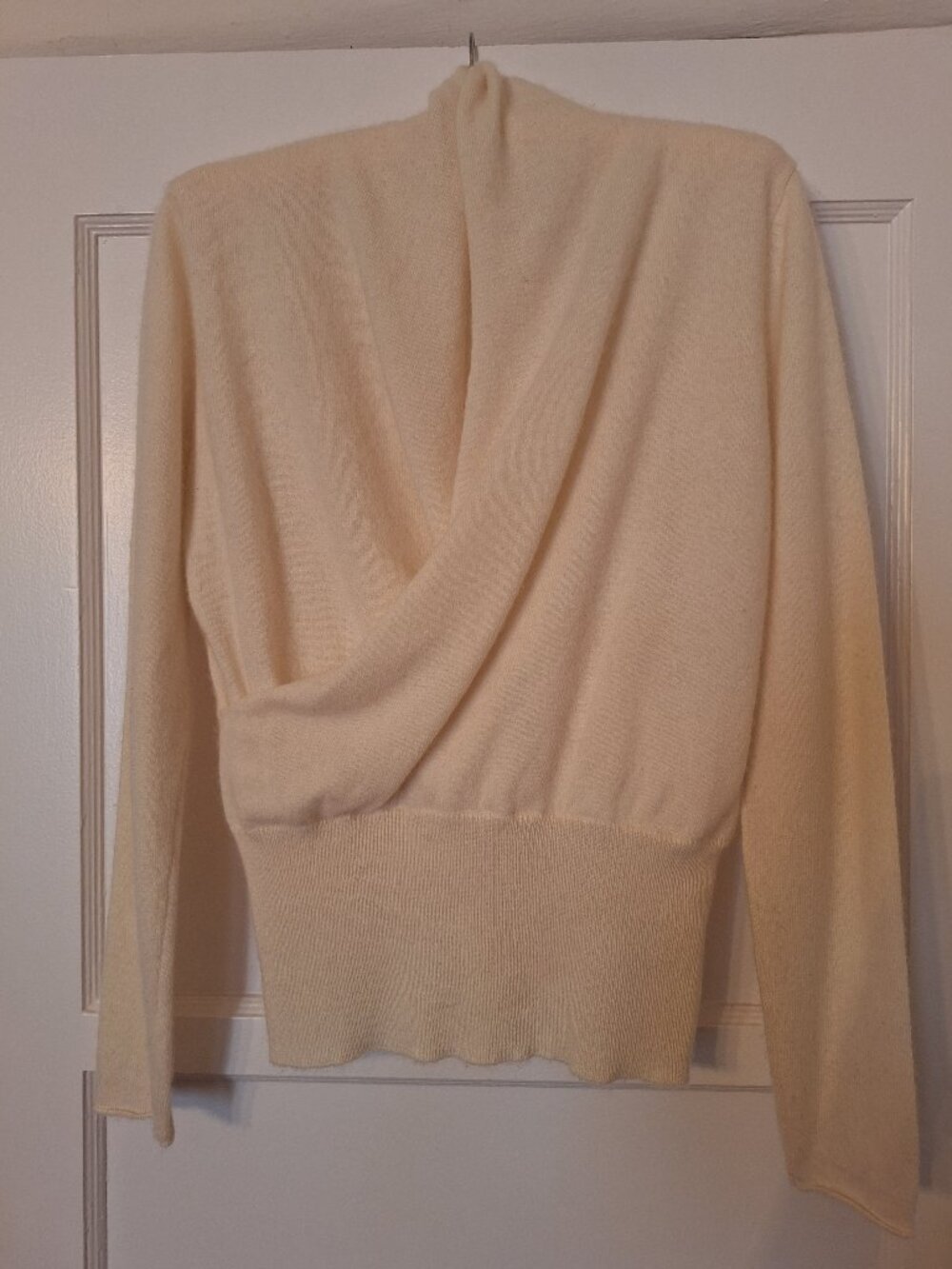 Lacceti Ivory Cashmere Sweater